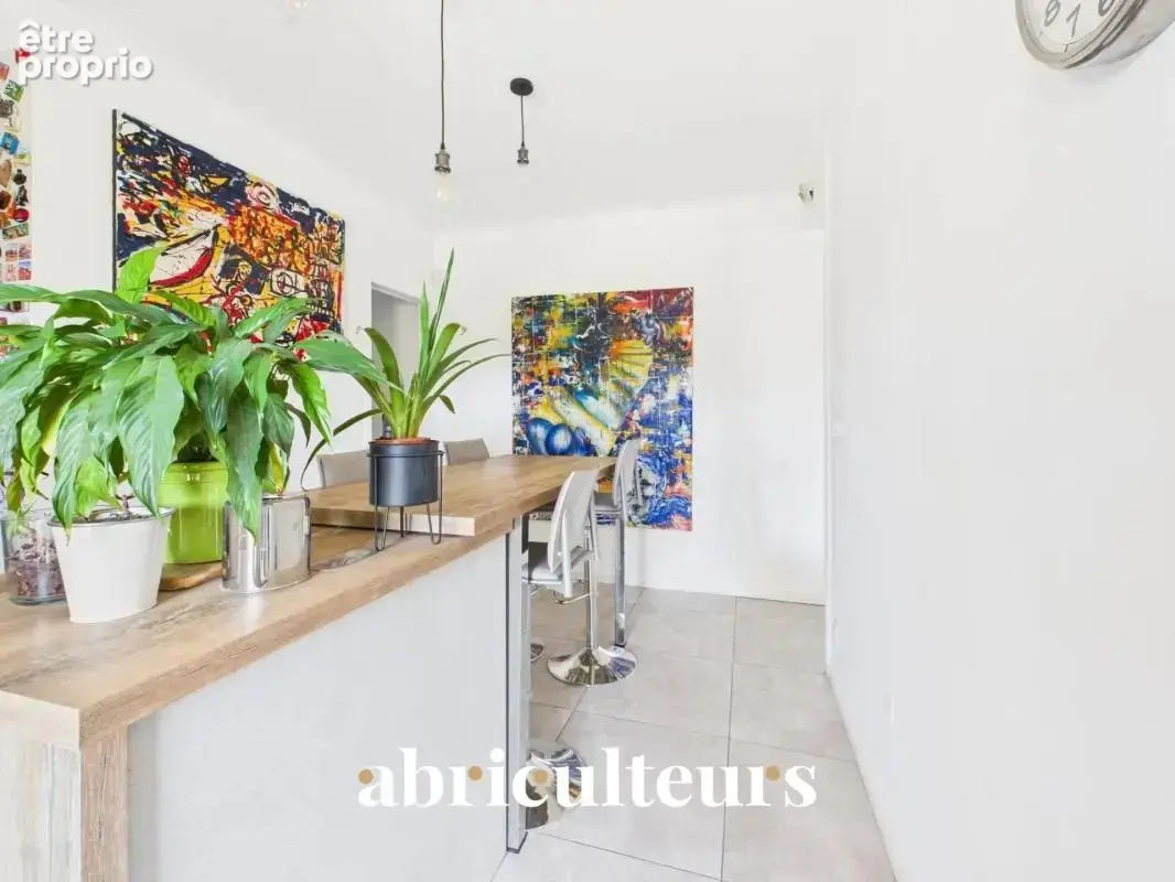 Maison familiale avec dépendance de 192 m² en vente à Bouc-Bel-Air(13320) - photo 9