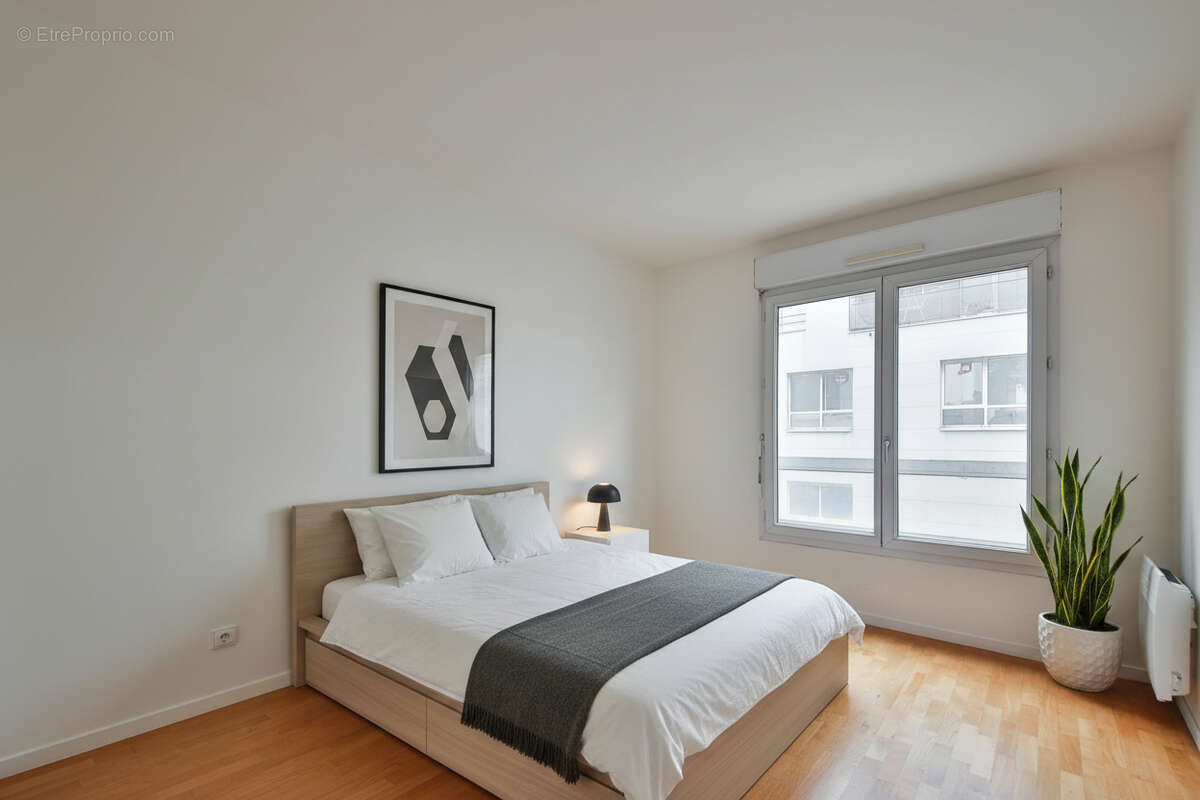 Appartement à SURESNES