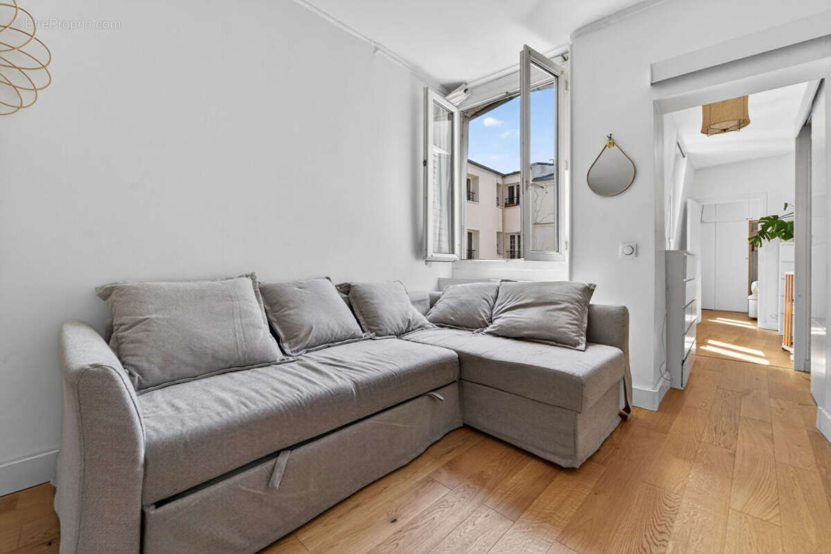 Appartement à PARIS-3E