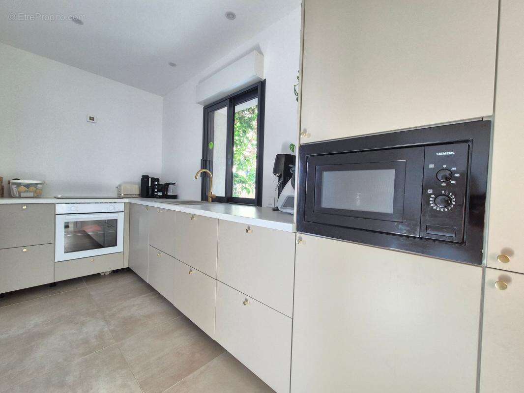 Appartement à SANARY-SUR-MER