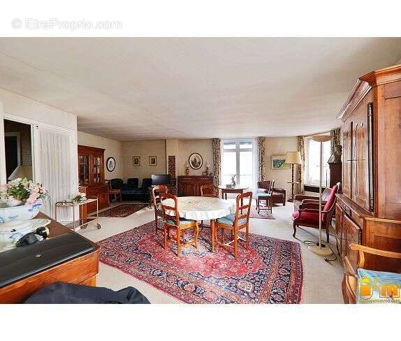 Appartement 215 m² à Etampes  - photo 3