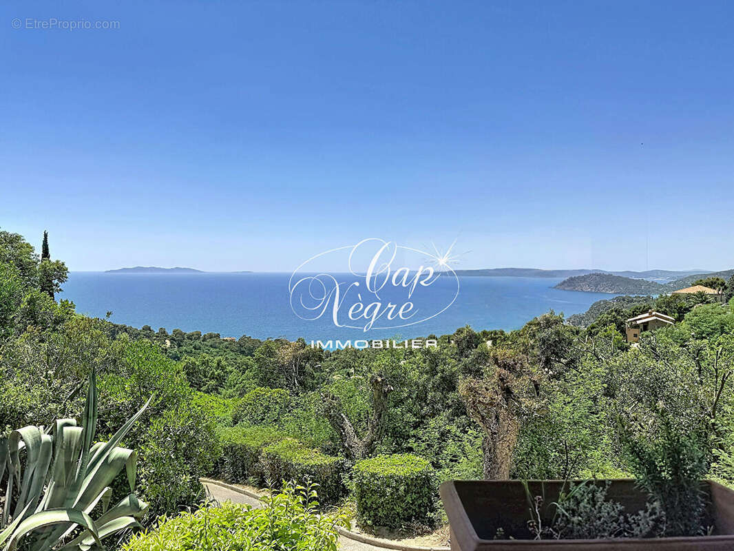 Villa provençale disposant d'une magnifique vue sur la mer - photo 6