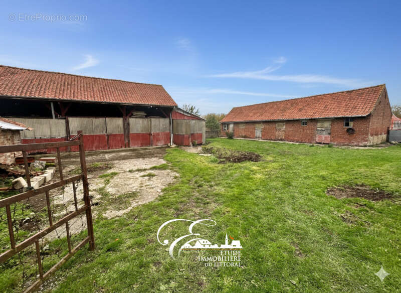 Maison à BAYENGHEM-LES-EPERLECQUES