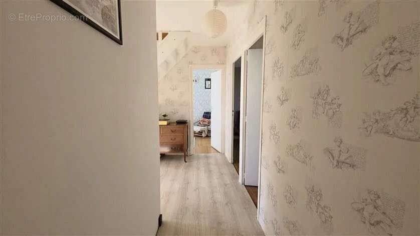 Maison à LA TRIMOUILLE