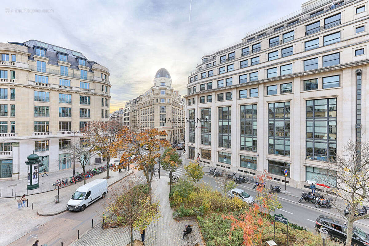 Appartement à PARIS-2E