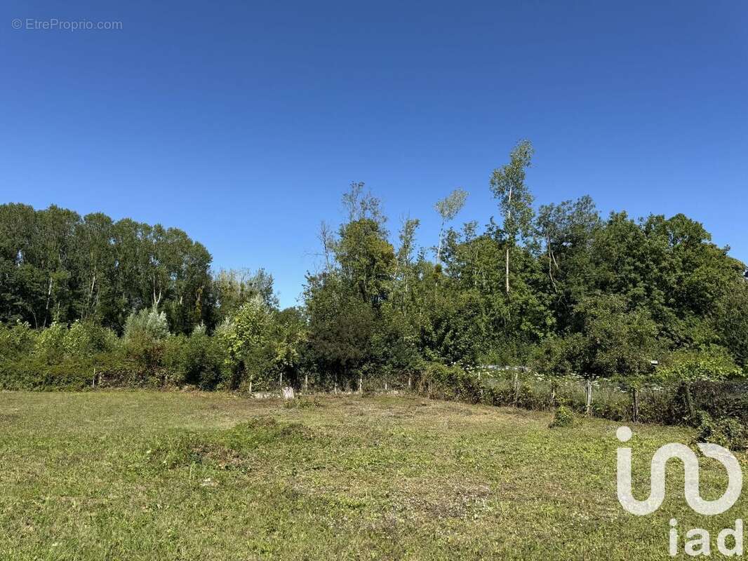 Photo 3 - Terrain à VOULX