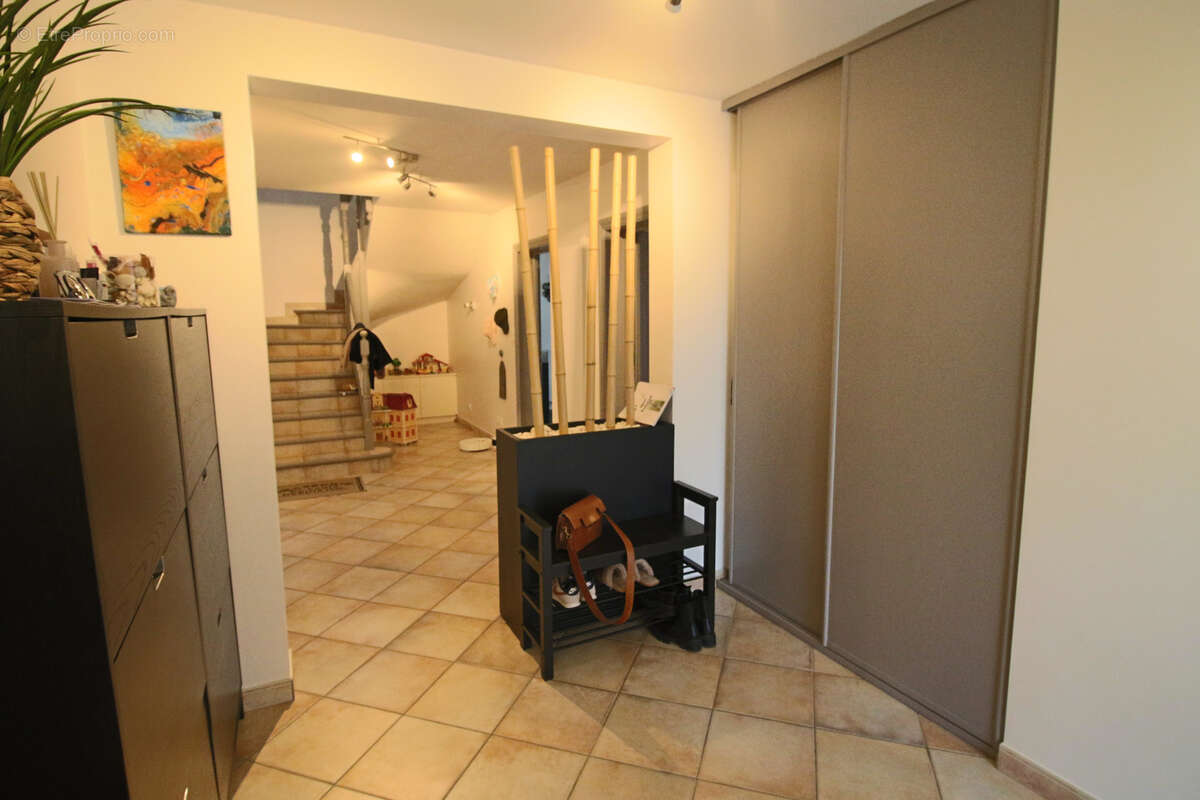 Maison à PUY-L&#039;EVEQUE