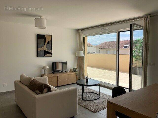 Photo 1 - Appartement à CRAPONNE