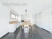 Appartement à LYON-8E