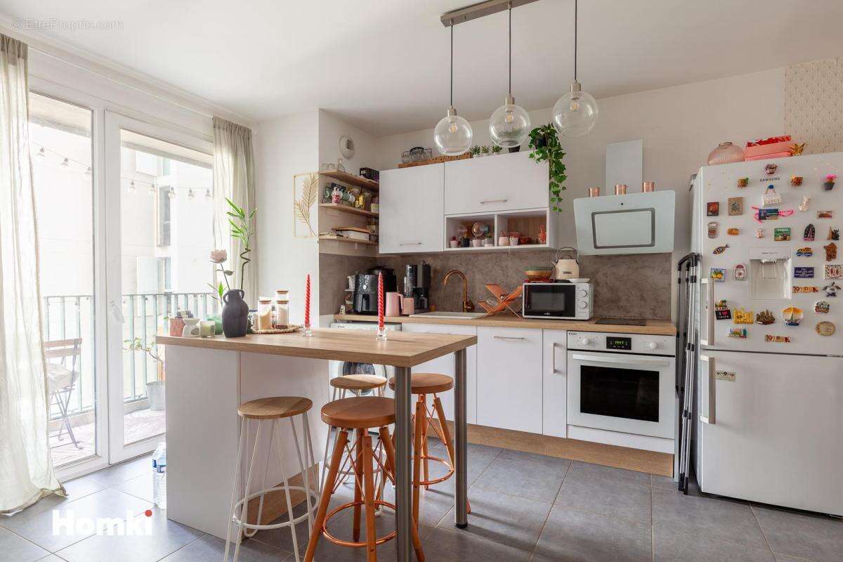 Appartement à MARSEILLE-2E