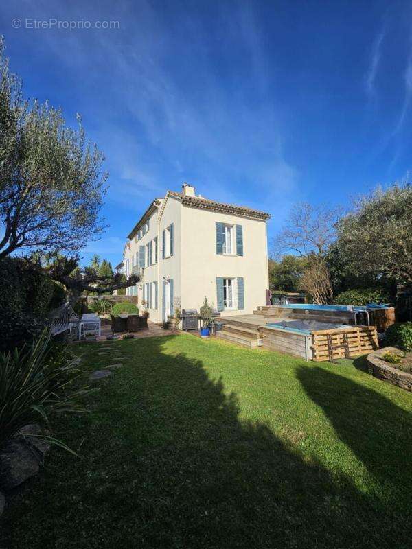 Maison à COGOLIN