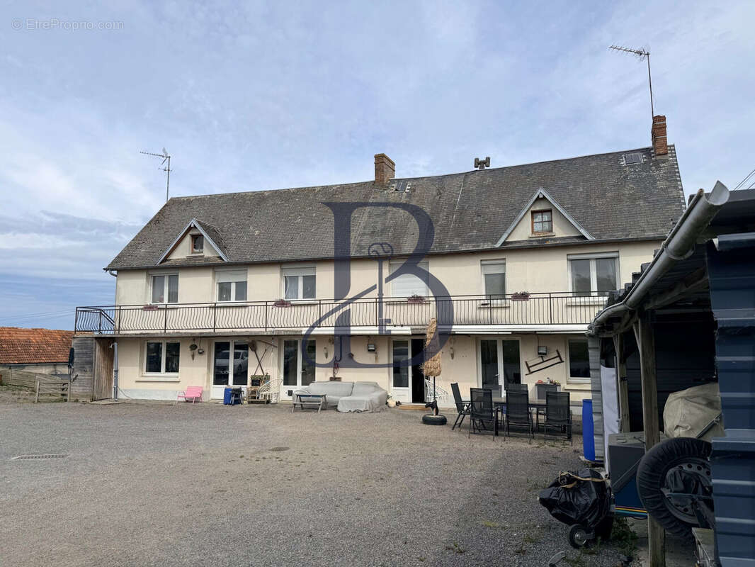 Maison à SAINT-PLANCHERS