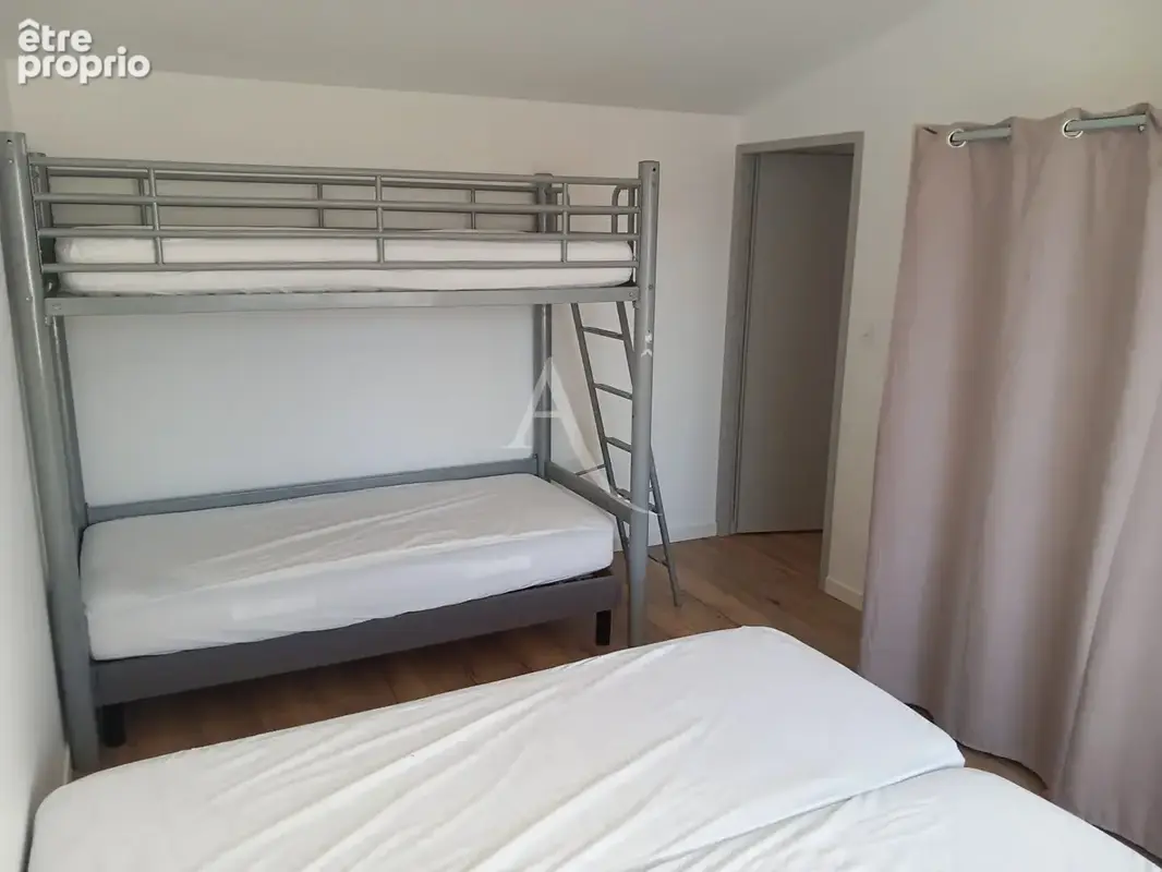 Maison L Epine dans une impasse, proche du port. - photo 6