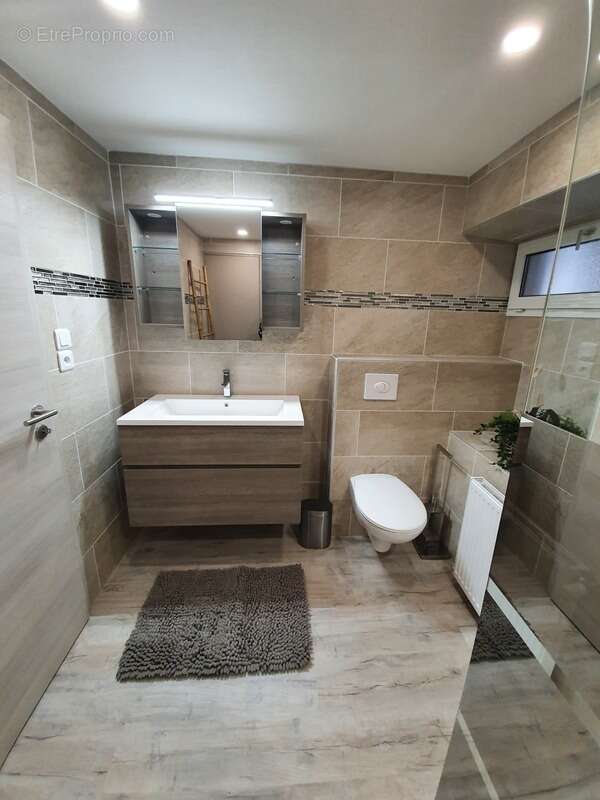 Appartement à MORSBRONN-LES-BAINS