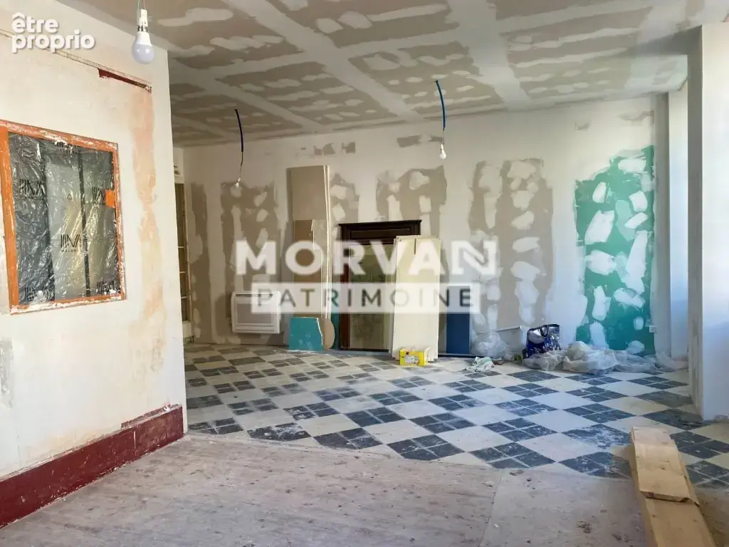 Centre bourg - maison de famille 153 m2 - cour et garage 151000 € - photo 7