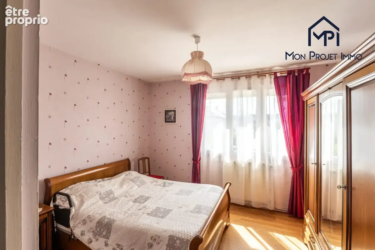 Maison 5 pièces 98 m² à vendre à Bonchamp-Les-Laval (53960) - photo 7
