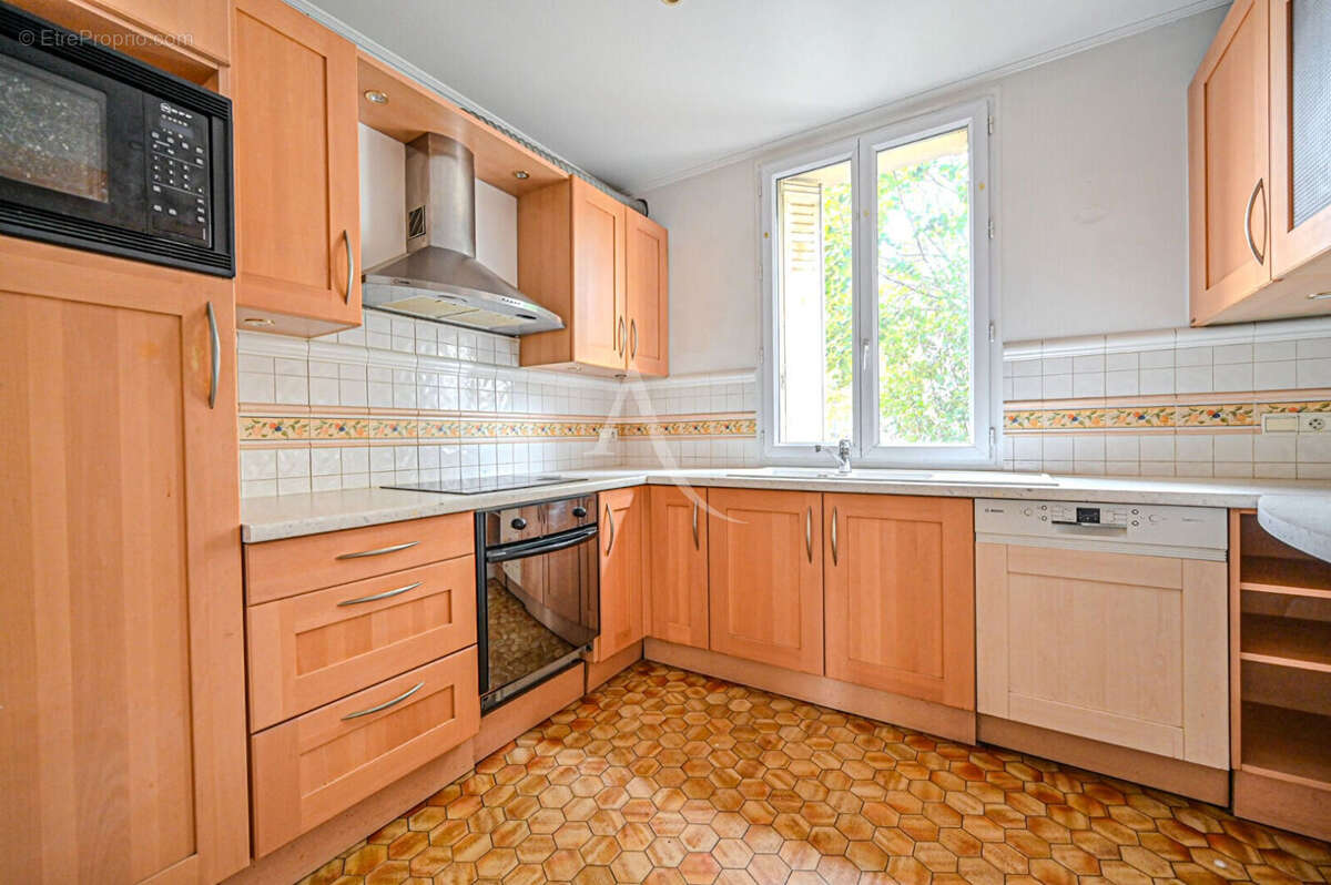 Maison à LE PERREUX-SUR-MARNE