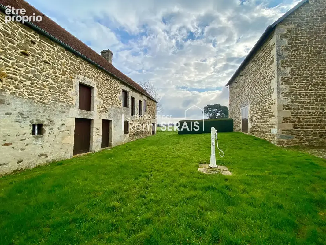 Propriété de caractère avec dépendances à vendre - photo 15
