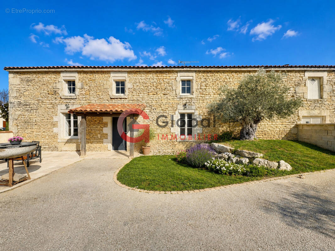 Maison à BENET
