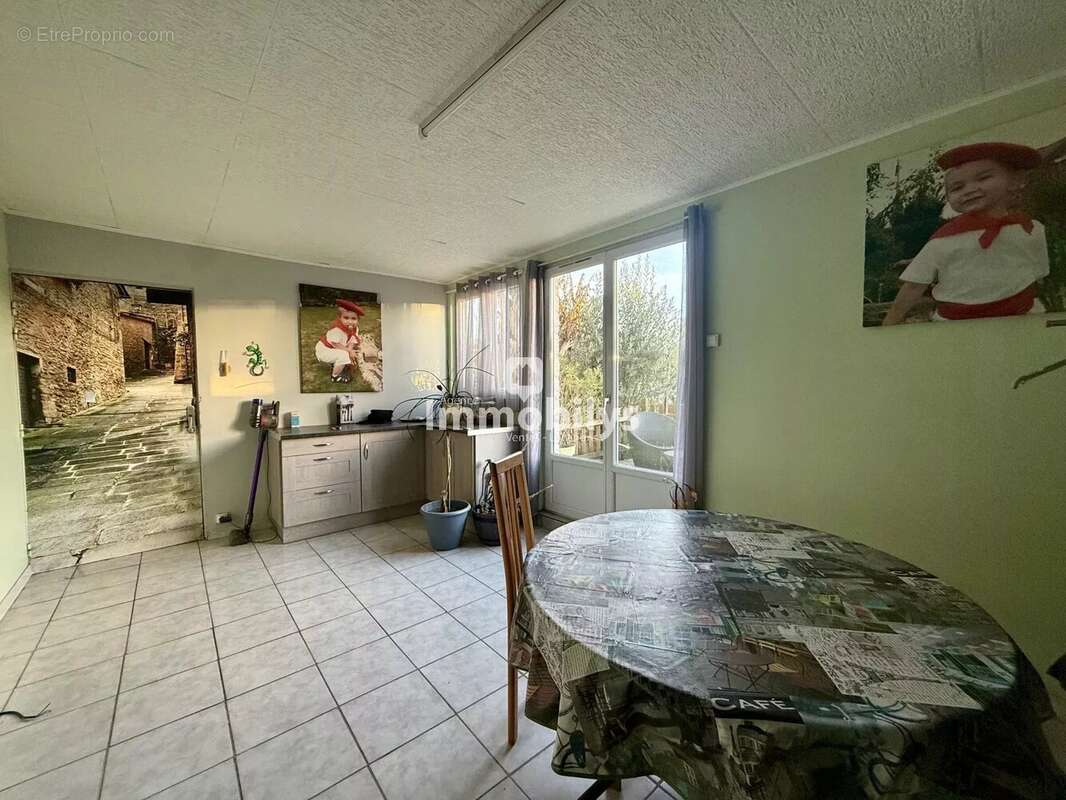 Maison à AUBERCHICOURT