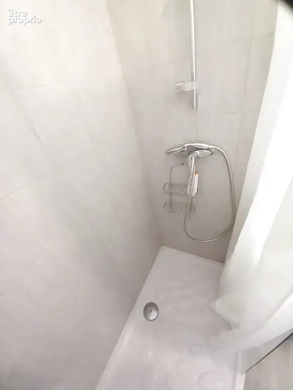 Superbe villa plain pied avec piscine sur 4000M2 arborés. - photo 60