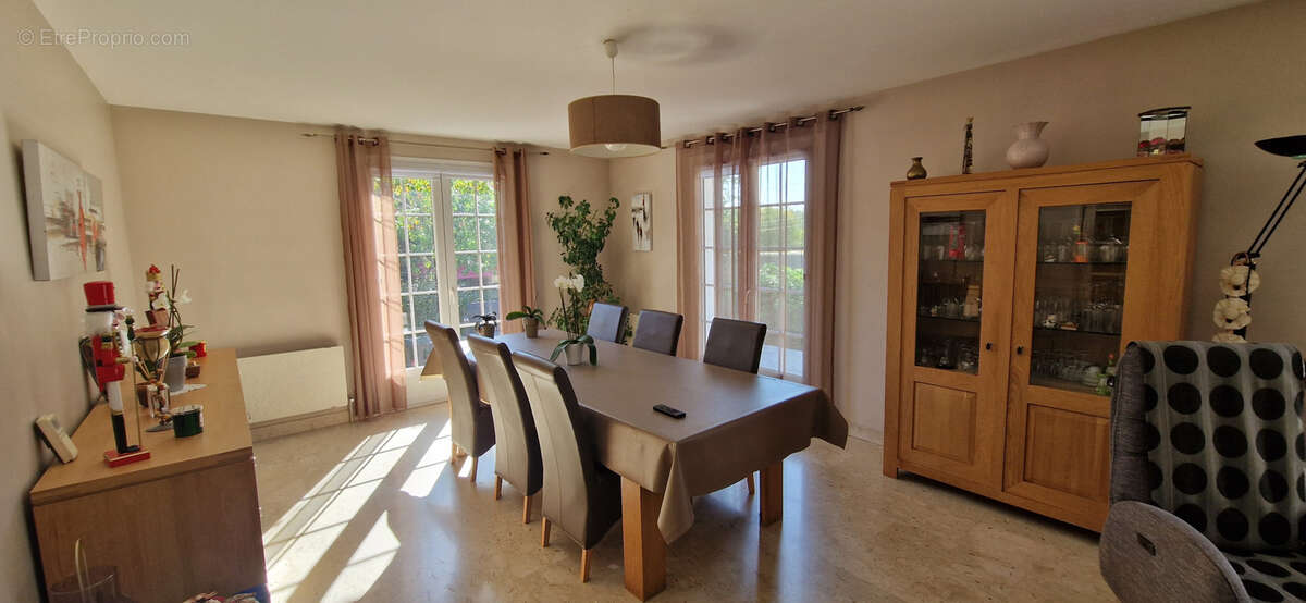 Autre à BUCY-LE-LONG