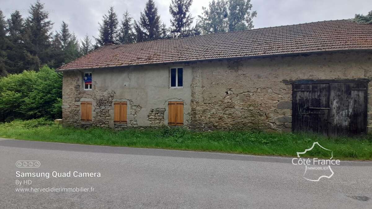 Maison à ROUGNAT
