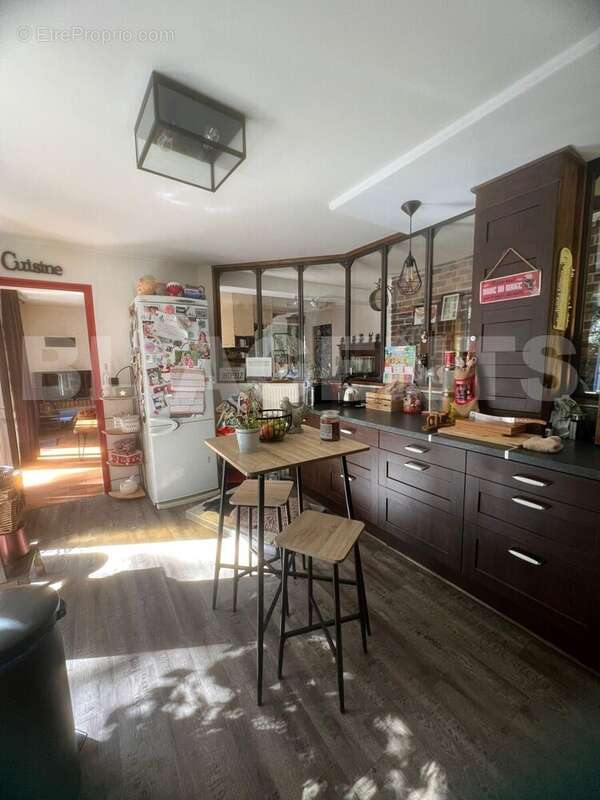 3558ffa9-9952-42fa-ae5f-916744907596 - Maison à SAINT-SYMPHORIEN-LE-CHATEAU