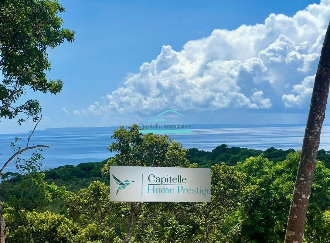 Terrain à LE GOSIER