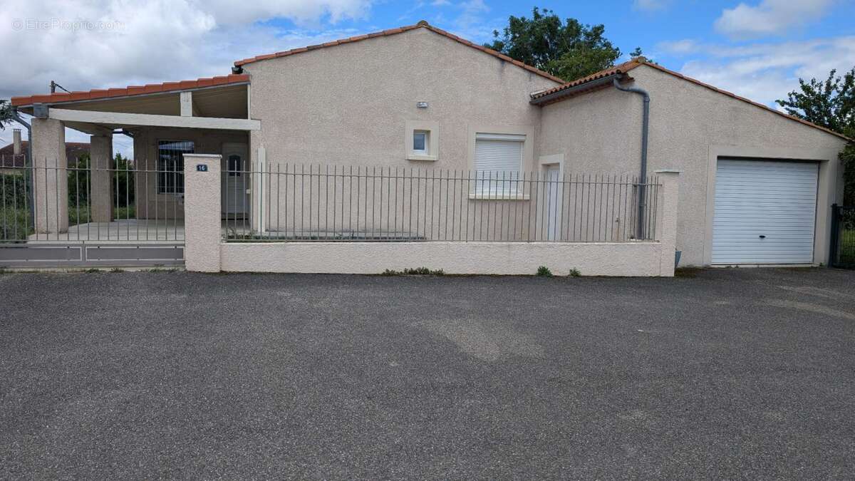 Villa T5 de 115 m2 avec vues panoramiques Pyrénées et Montagne Noire - photo 2