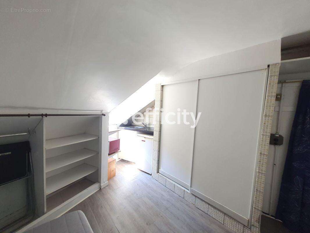 Appartement à PARIS-9E