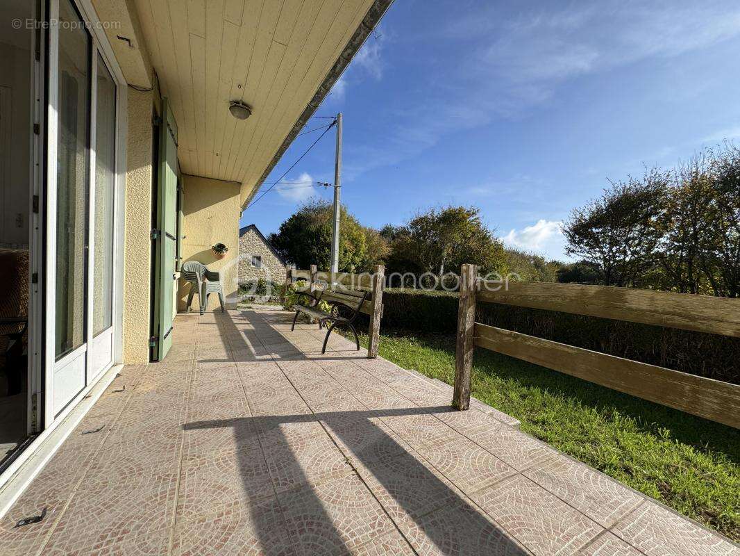 Maison à MONTFARVILLE