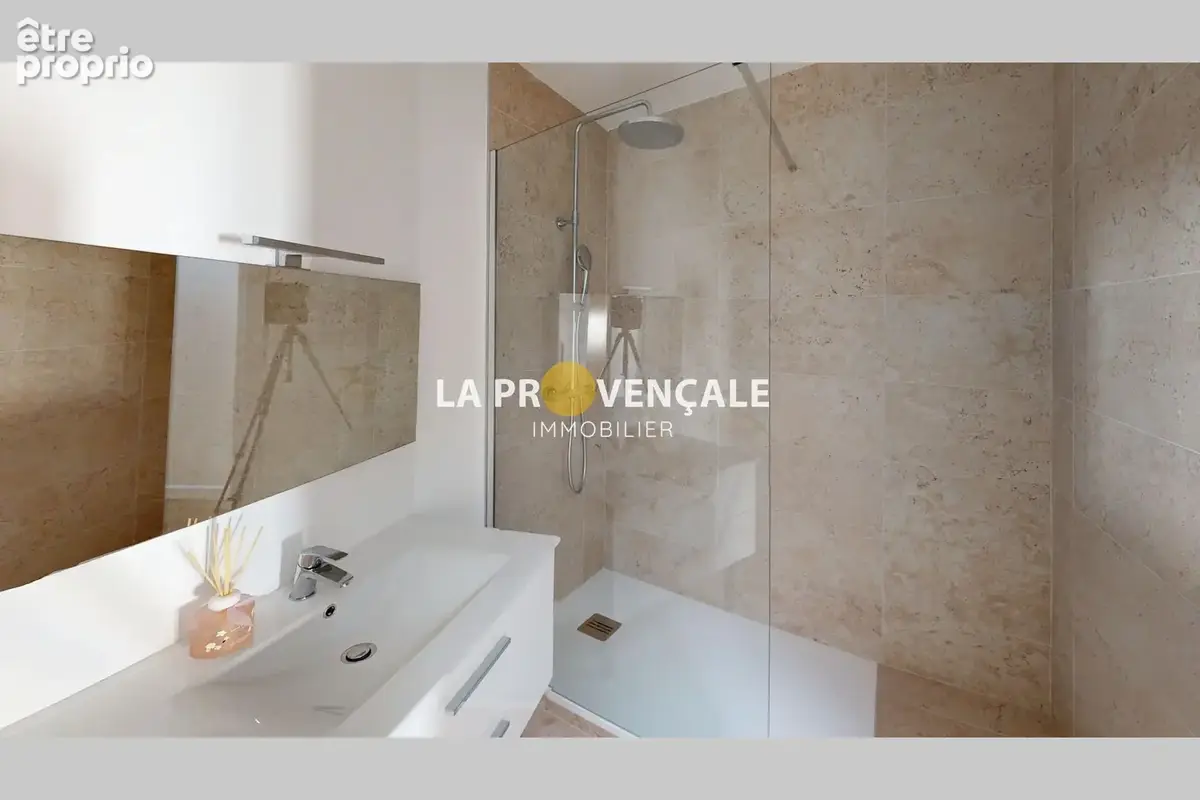 Appartement 38 m² à Trets  - photo 4