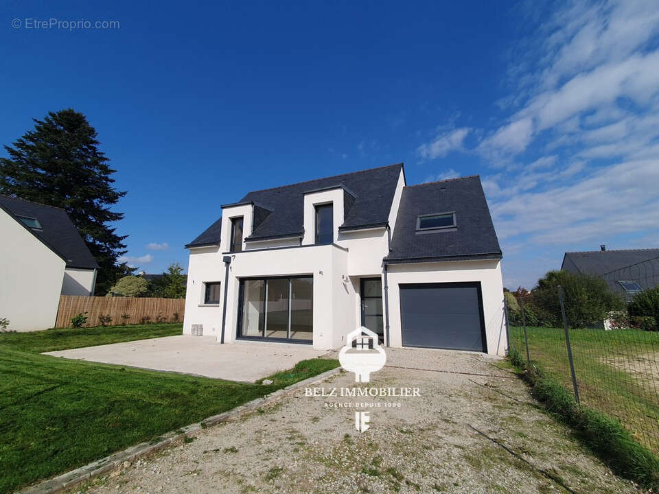 Maison à LOCOAL-MENDON