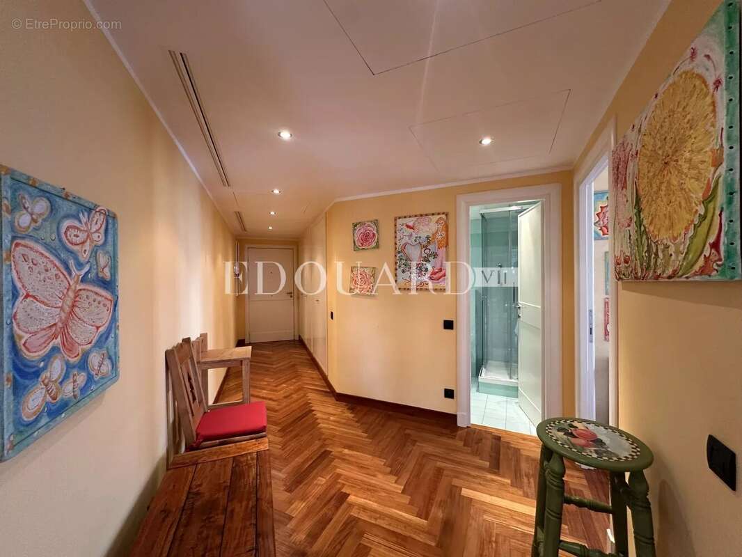 Appartement à MENTON