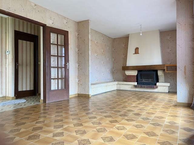 Maison à PACY-SUR-EURE