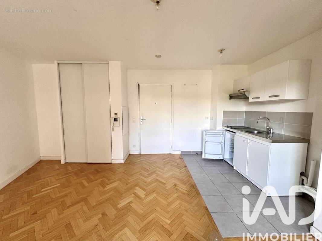 Photo 1 - Appartement à VELIZY-VILLACOUBLAY