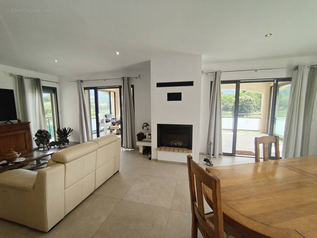 Maison à SPELONCATO