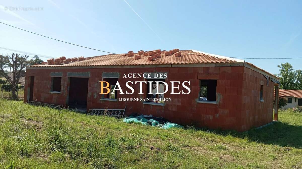 Maison à MONTPON-MENESTEROL