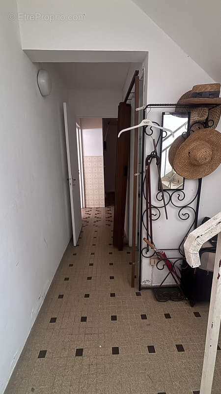 Villa 180 m2 avec fort potentiel à quelques minutes de la plage - photo 8
