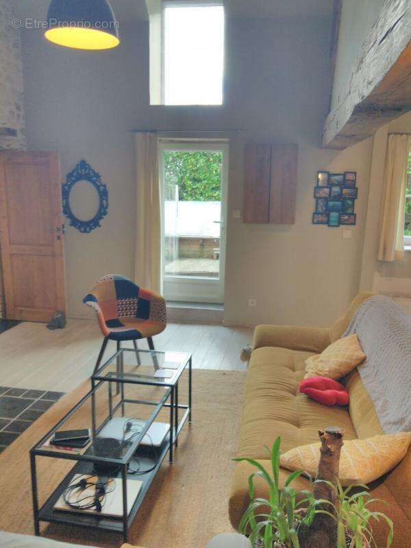 Maison à THEVET-SAINT-JULIEN