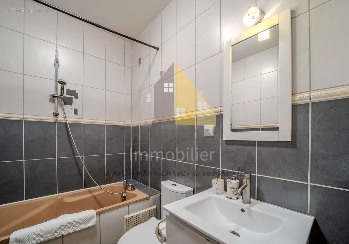 Appartement à LONS-LE-SAUNIER