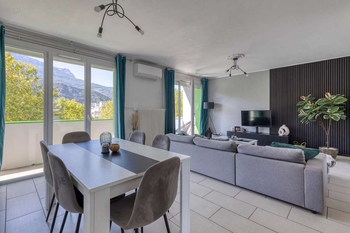 Appartement à ECHIROLLES