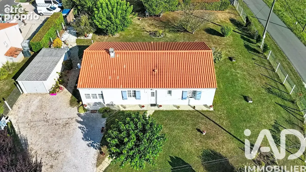 Photo 1 - Maison à SAINT-GERMAIN-DE-LUSIGNAN