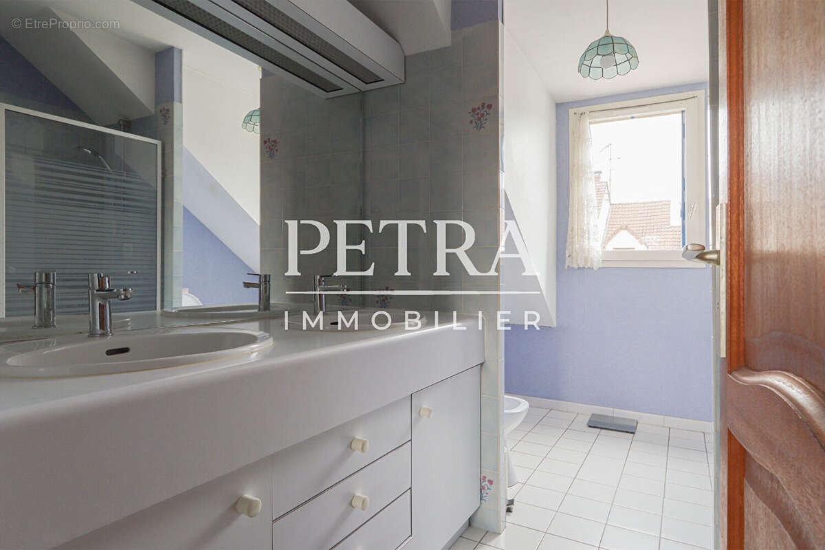 Maison à CHEVILLY-LARUE