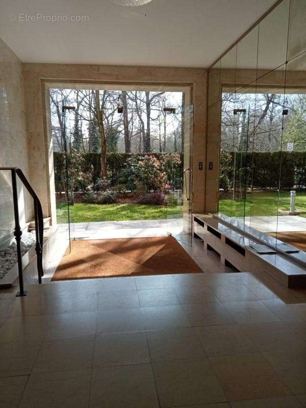 Appartement à FONTENAY-SOUS-BOIS