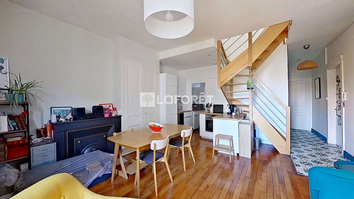 Appartement à LYON-8E