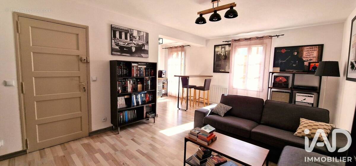 Photo 1 - Appartement à LE BEAUSSET