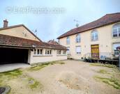 Appartement à NEUFCHATEAU