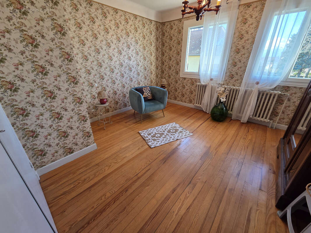 Maison à ROUSSILLON